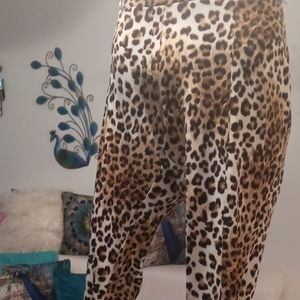 Leopard print Jeggings. Great for the fall